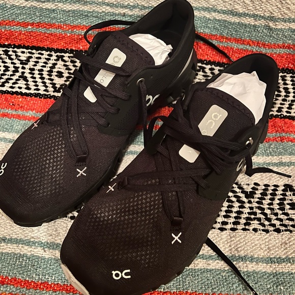 On Cloud X3 Running Shoes - Picture 4 of 8